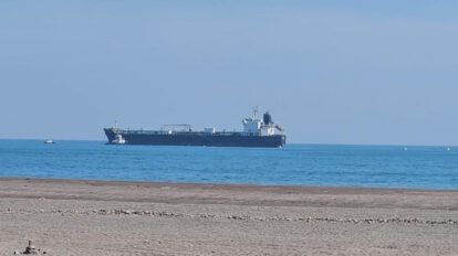 Descarga de combustible en Arica