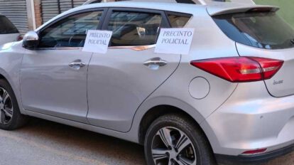Robo violento de vehículo en La Paz