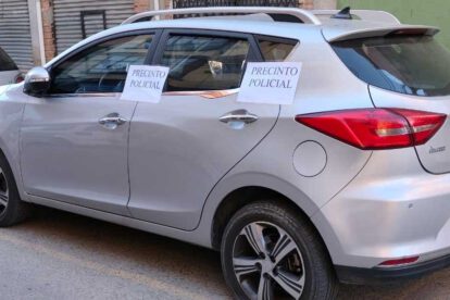 Robo violento de vehículo en La Paz