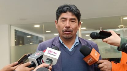 División interna en el MAS y estancamiento económico del país