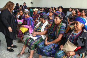 Exparamilitares condenados por violaciones en Guatemala