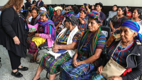 Exparamilitares condenados por violaciones en Guatemala