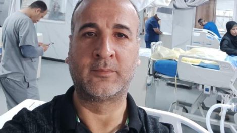 Refaat Alathamna, el medico atrapado en Gaza