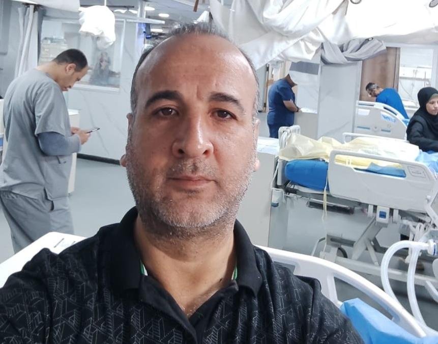 Refaat Alathamna, el medico atrapado en Gaza