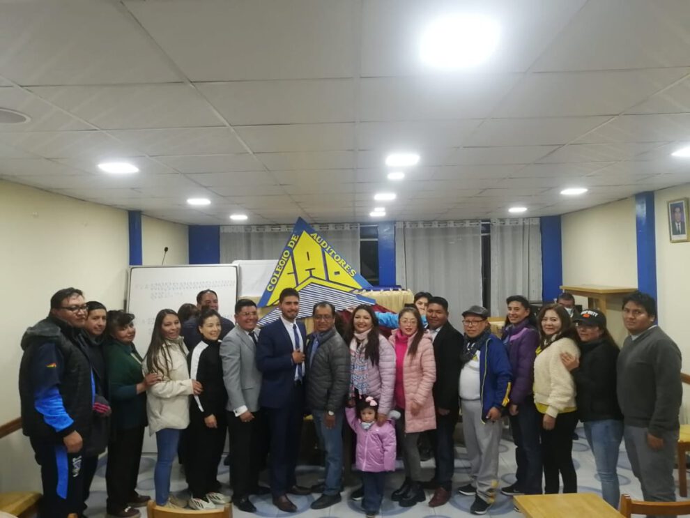 Colegio de Auditores de Oruro elige nueva directiva para la gestión 2025-2027