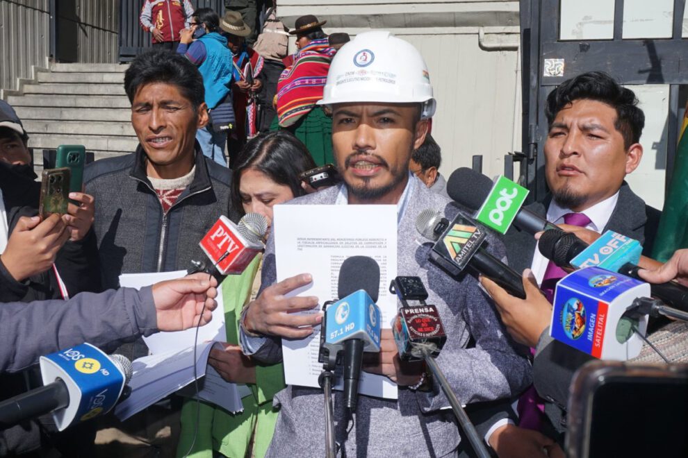 Caso Botrading: Trabajadores presentan demanda penal contra ejecutivos de YPFB