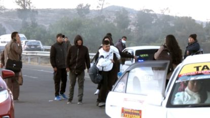Bloqueadores atacan equipo de prensa en Cochabamba