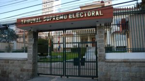Candidaturas Andrónico y Dunn en juego