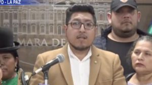 Diálogo crisis económica y social convocado por Omar Yujra