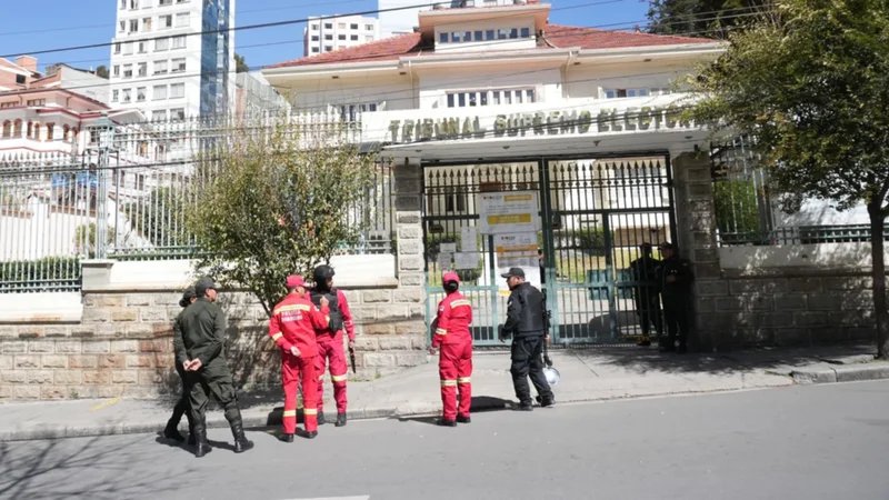 Amenaza de bomba en el TSE