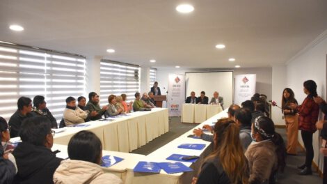 Capacitación en emergencias para médicos y conductores en Bolivia