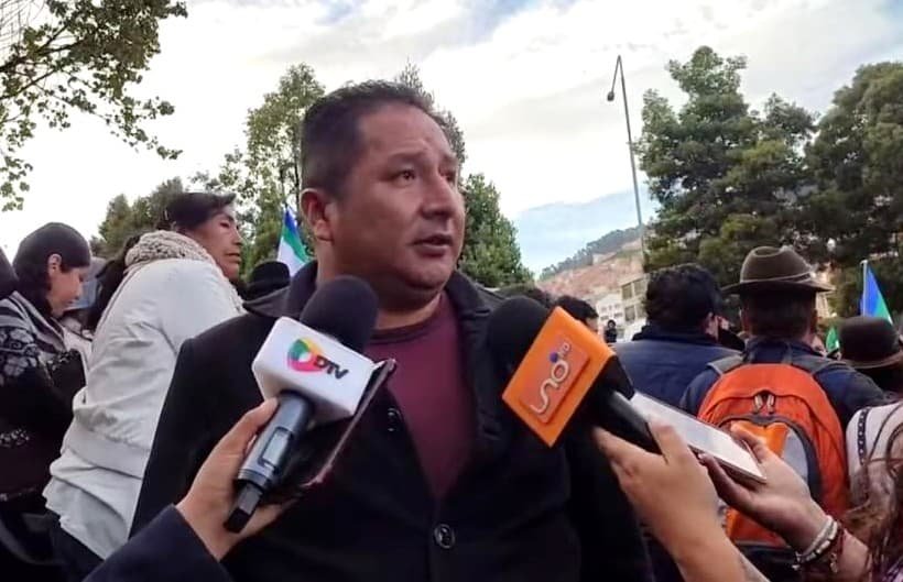 Enrique Mamani acusa a la prensa de distorsionar sus advertencias