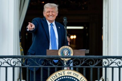 Trump prohíbe entrada de nuevos estudiantes extranjeros a Harvard