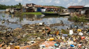 Contaminación por plásticos en ríos y océanos