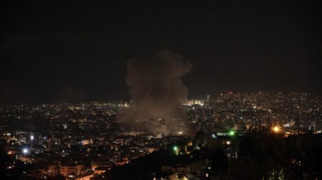 Israel bombardea Beirut justo antes del Aíd al Adha
