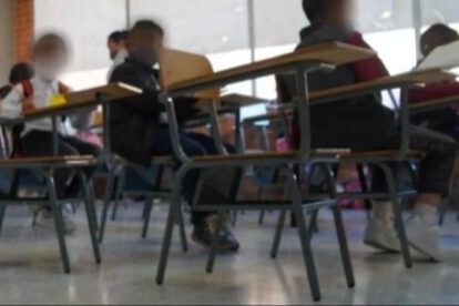 Estudiante lleva un arma en La Paz