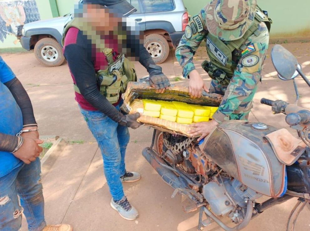 Detienen a dos hombres con cocaína en Riberalta