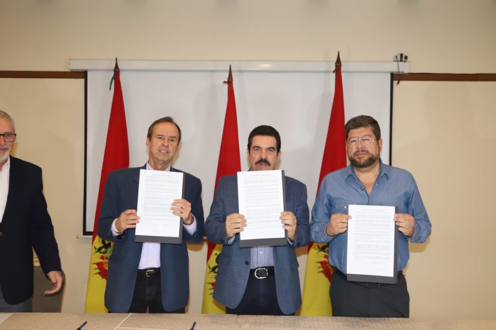 Rechazo a subversión en Bolivia por candidatos presidenciales