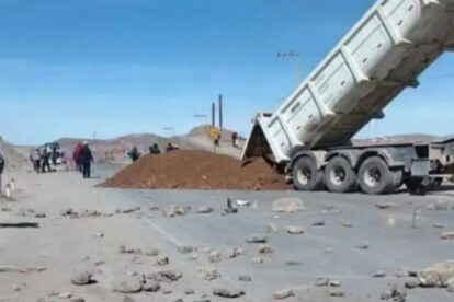 Arrestan a 14 personas en un punto de bloqueo