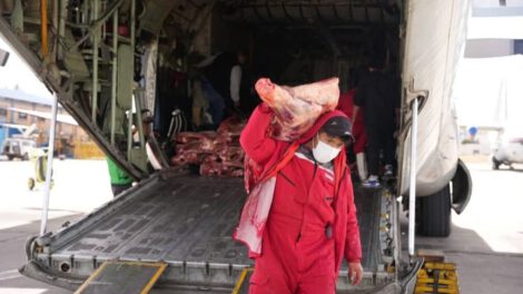 Puente aéreo para abastecimiento de alimentos