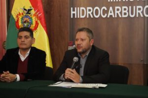 Cisternas paradas con 3,5 millones de litros de combustible