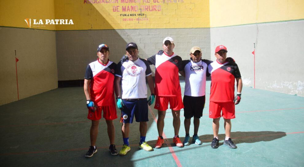 campeonato oficial de pelota de mano en Oruro