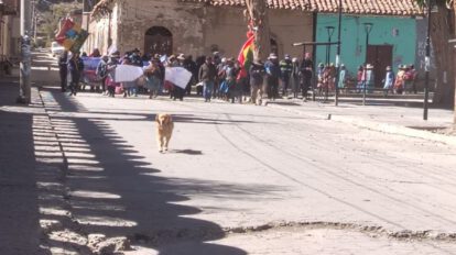 Challapata seguridad bloqueos