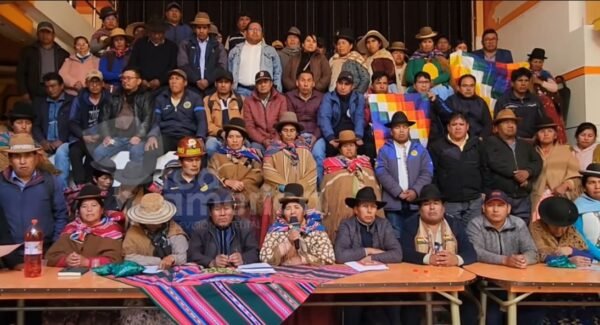 Bloqueo indefinido en La Paz