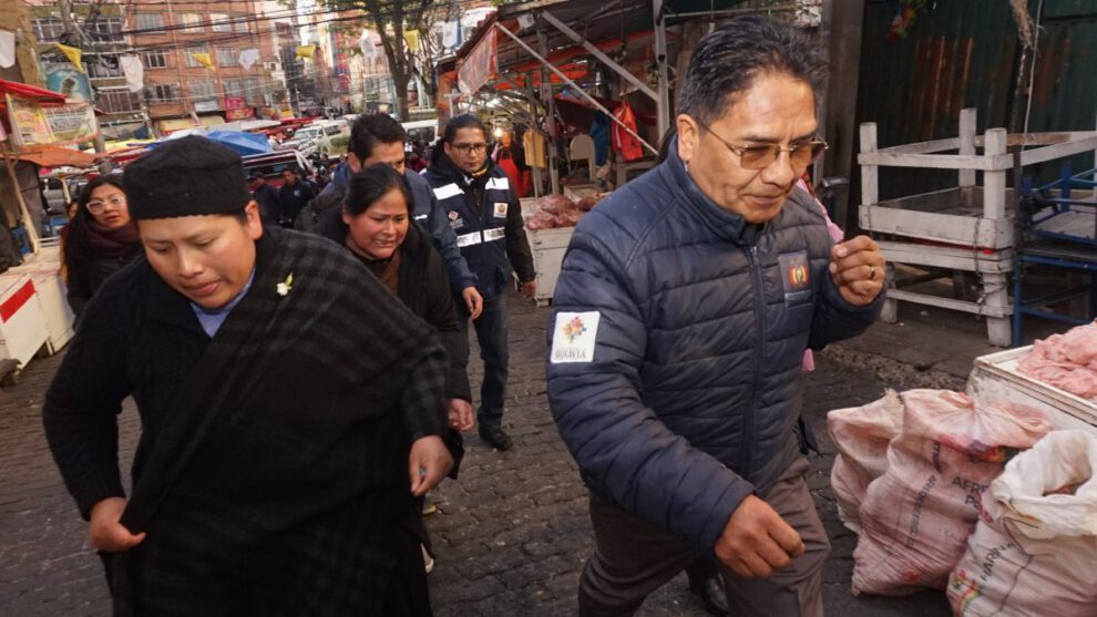 Viceministro Silva agresiones durante operativo de control en La Paz