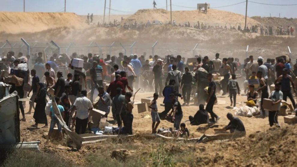 Ejército israelí mata a gazatíes en ataques cerca de puntos de ayuda