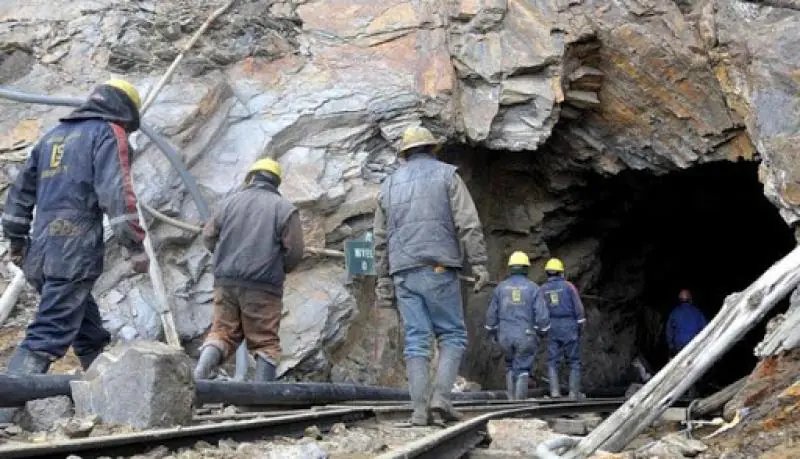Bloqueos de caminos en Potosí afectan proyectos mineros