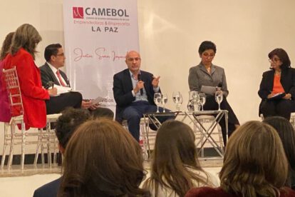 Participación femenina en el mercado laboral propuesta por José Luis Lupo