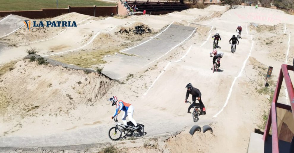 Apertura de bicicross en Oruro