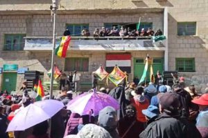 Llallagua exige justicia por la muerte de policías