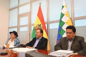 Bloqueos en Bolivia y muertes en reunión con la ONU