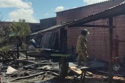Incendio en carpintería de Santa Cruz