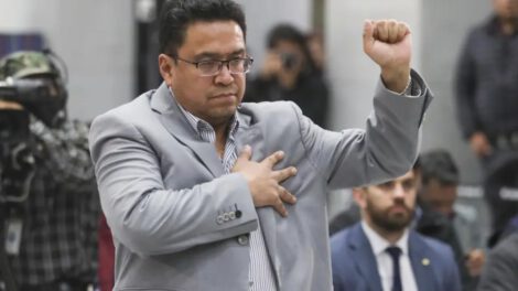 César Siles renuncia como ministro de Justicia