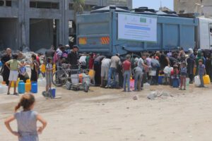 Muertes en Gaza tras ataques israelíes cerca de ayuda humanitaria