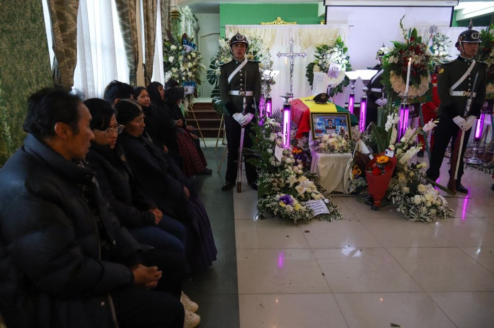 justicia por policías fallecidos durante bloqueos en La Paz