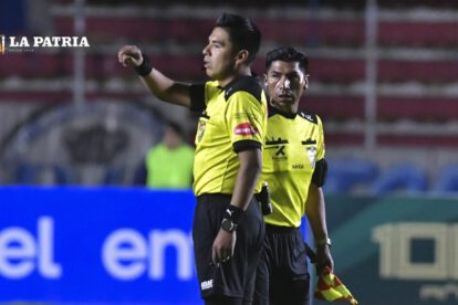 Gabriel Mendoza suspendido por polémica en el partido Bolívar-Always Ready