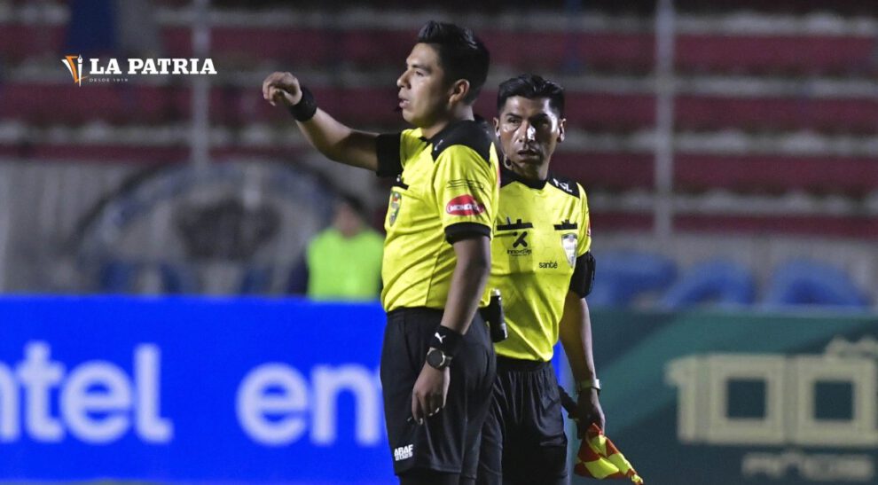 Gabriel Mendoza suspendido por polémica en el partido Bolívar-Always Ready
