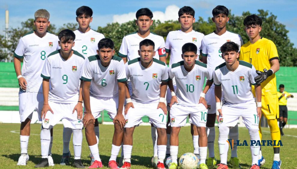 Selección boliviana Sub-17 en partido de preparación contra Uruguay
