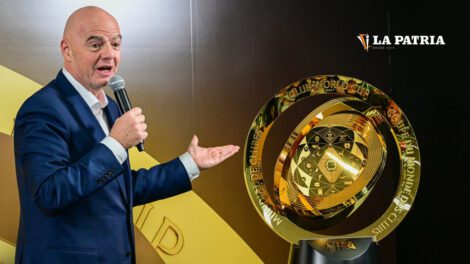 Mundial de Clubes con Gianni Infantino y el trofeo