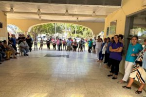 Hospital materno infantil en emergencia por falta de insumos