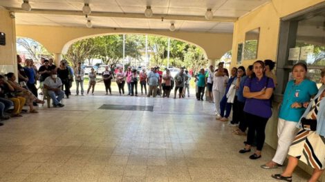 Hospital materno infantil en emergencia por falta de insumos