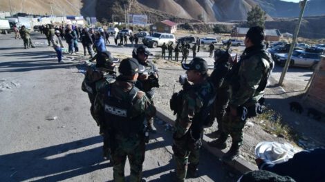 Intervención militar en Llallagua