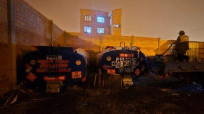 Incautan diésel ilegal en operativo en El Alto