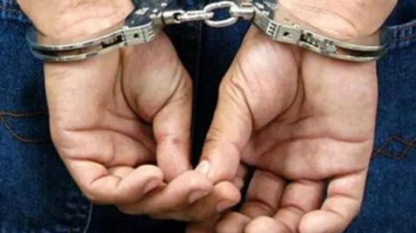 Mujer pierde parte de un dedo al impedir el rapto de su sobrino