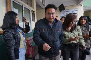 César Siles en celdas policiales de La Paz