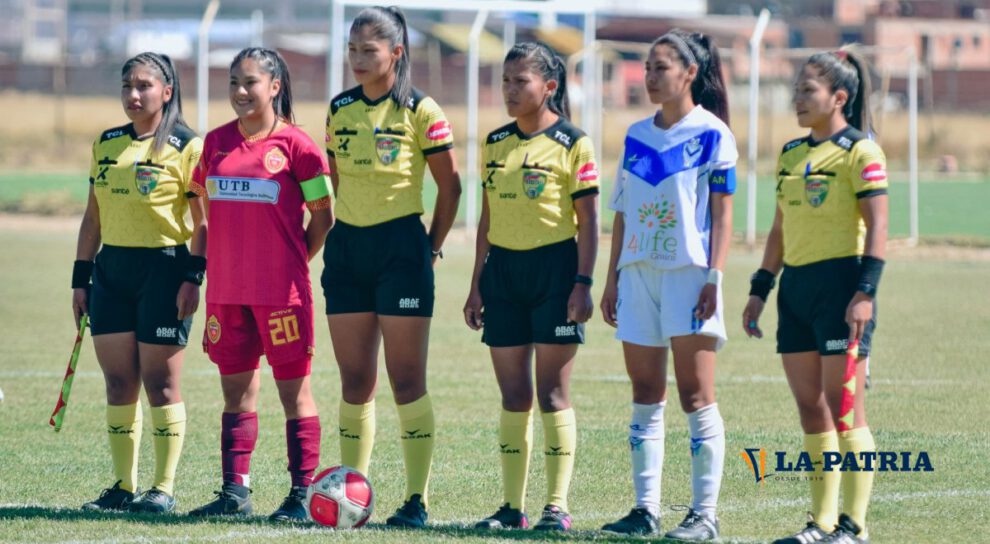 Duelo decisivo en la Liga Femenina de Fútbol entre CDT Real Oruro y GV San José